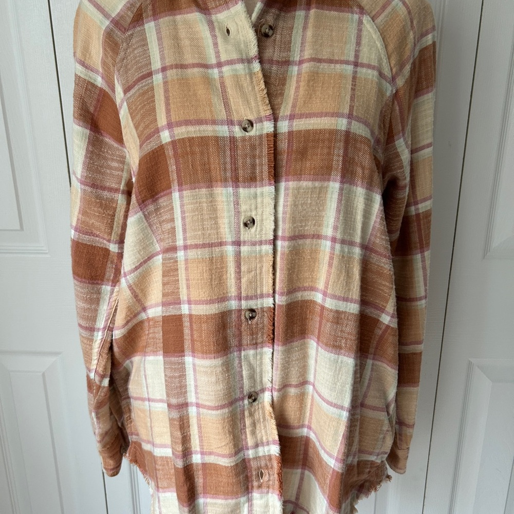 Plaid Button-Up Flannel Shirt in Brown and Cream